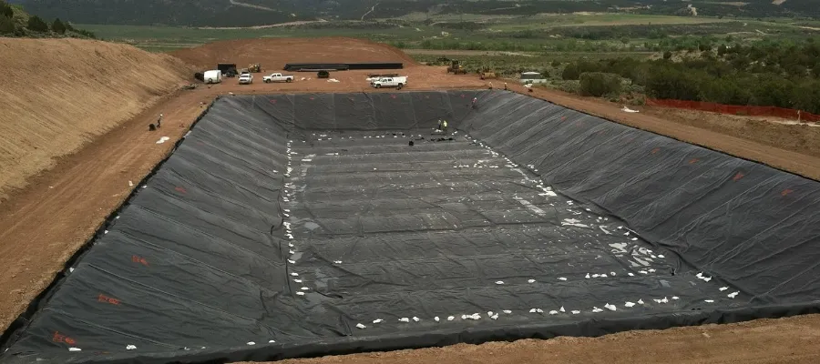 Outdoor-Polyethylen-Fischfarm-Geomembran-Teichfolie HDPE-Abdichtungsfolie Große Teichfolie Wasserdichte Geomembran-Teichfolie 3