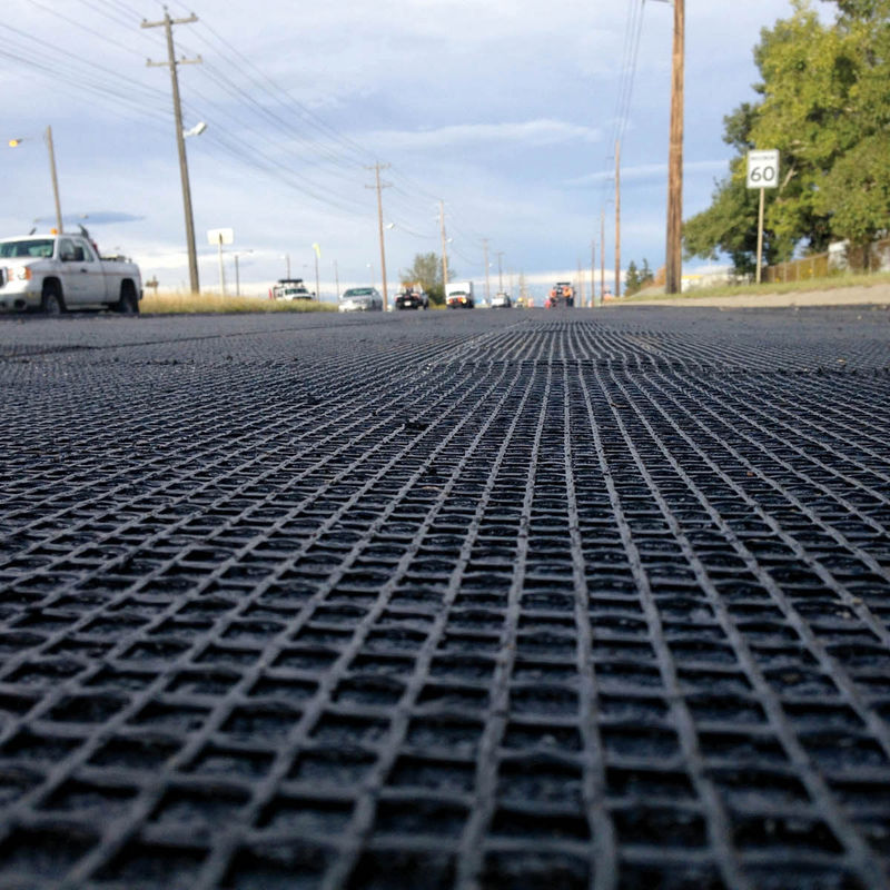 Biaksial-Plastik-Geogrid zur Bodenverstärkung, hohe Zugfestigkeit PP/PET-Geogrid,Balck 30kN/m, Stabilisierungsnetz für die Straßenbasis
