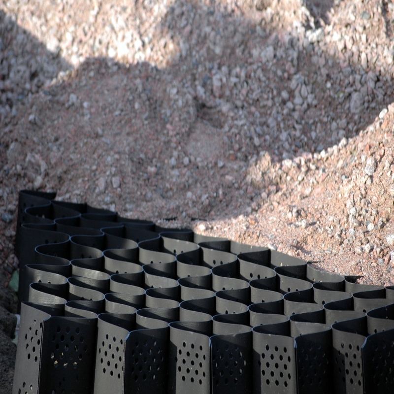 Strukturiert mit Löchern HDPE Geozelle Hochzellulares Einschränkungssystem Wabenförmige HDPE Geozelle für Straßenfundament Böschungsschutz Parkplatz Einfahrt Stützmauer