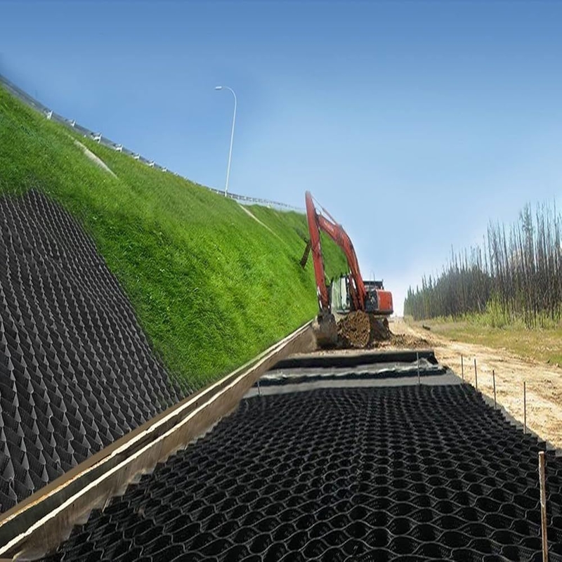 Langlebige HDPE-Geozellen Glatte Oberfläche HDPE-Geozelle für Auffahrten Erosionskontrolle für Hänge Stützwand